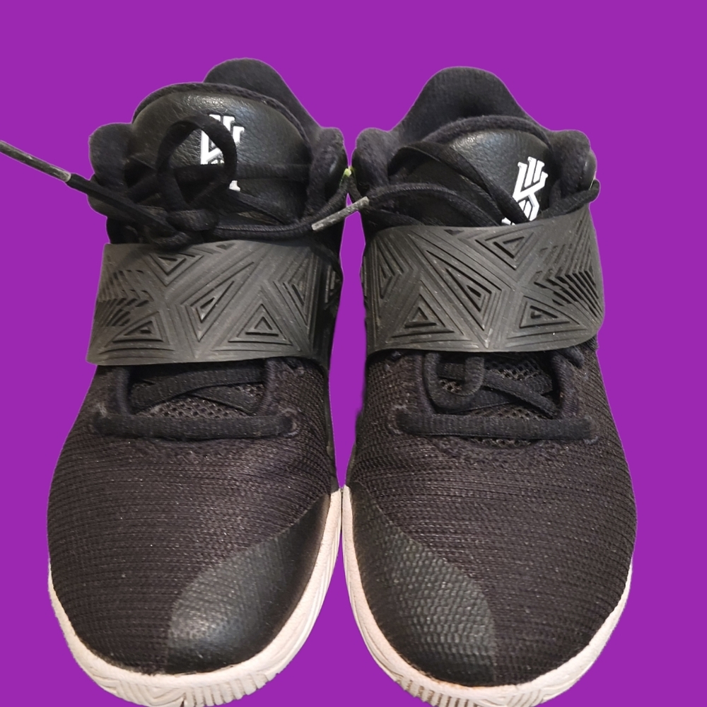 Kylie Flytrap 3 sz 2.5y Great deal!